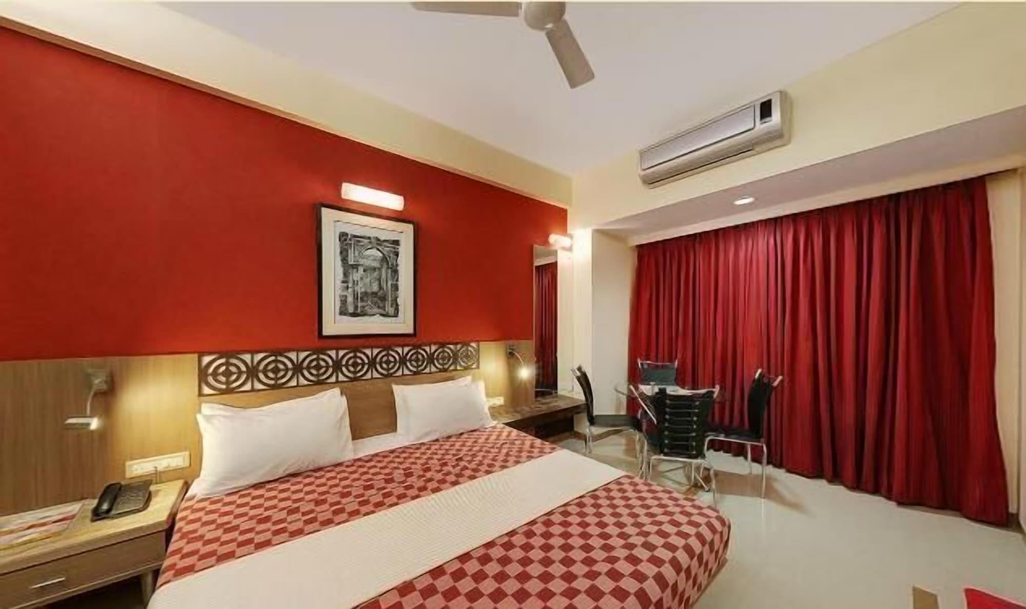 Hotel Unicontinental Mumbai Exterior foto